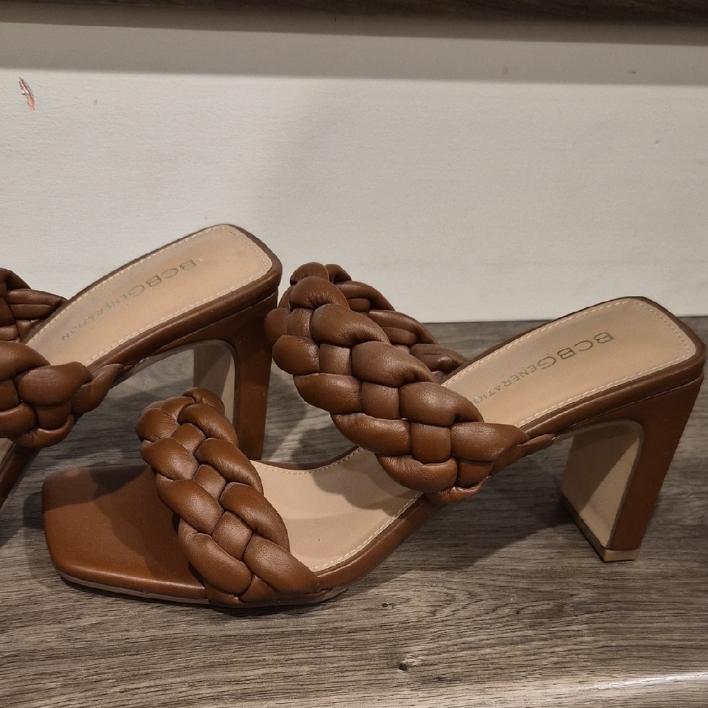 Very Comfortable Bcbgeneration Brown Braided Heels - image 3